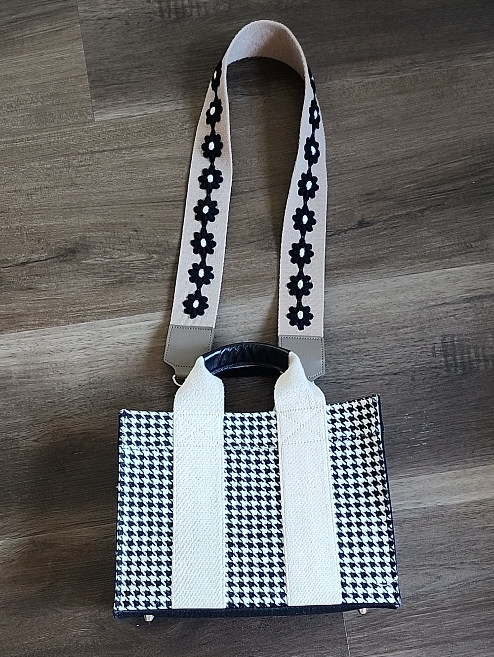 Canvas Houndstooth Tote Bag with Floral Removable Strap - Black & White